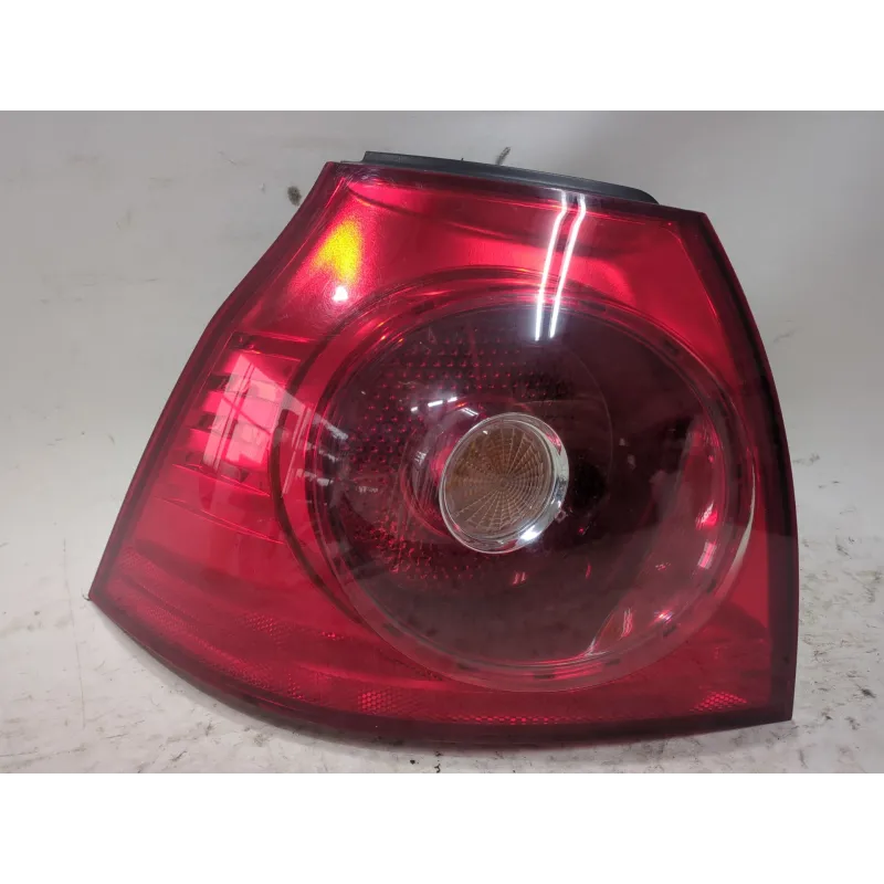 Recambio de piloto trasero izquierdo para volkswagen golf v (1k1) 2.0 gti referencia OEM IAM 24492102  