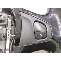 Recambio de volante para renault captur 1.5 dci referencia OEM IAM 6218822 6224690  