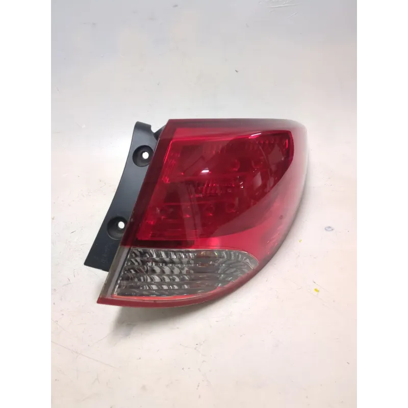 Recambio de piloto trasero derecho para hyundai ix35 (lm, el, elh) 1.7 crdi referencia OEM IAM 924022Y0R  