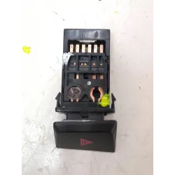 Recambio de botonera emergencia para hyundai ix35 (lm, el, elh) 1.7 crdi referencia OEM IAM 9379025000  