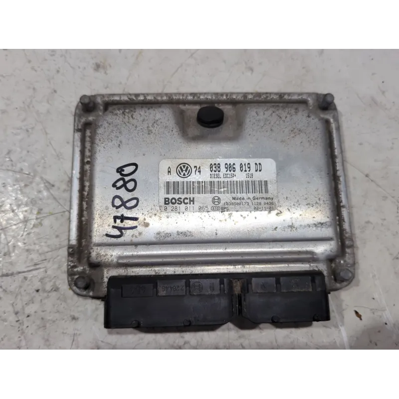 Recambio de centralita inyeccion para volkswagen golf iv (1j1) 1.9 tdi referencia OEM IAM 038906019DD  