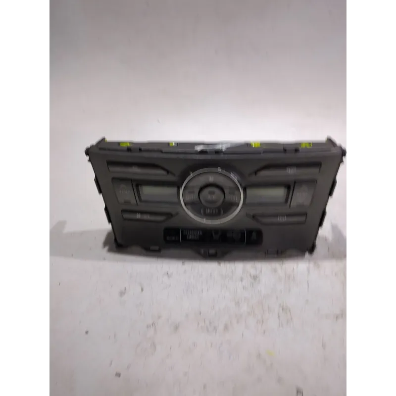 Recambio de mando climatizador para toyota auris (_e15_) 2.0 d-4d (ade150_) referencia OEM IAM 55900  