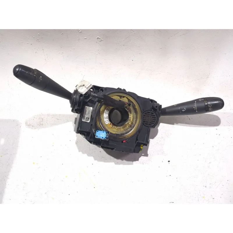Recambio de com 2000 para citroën c4 ii (nc_) 1.6 hdi 90 referencia OEM IAM 96759250XT  