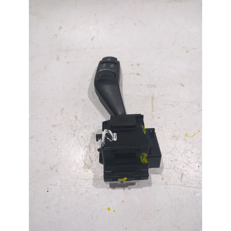 Recambio de mando limpia para ford focus ii sedán (da_) 1.6 ti referencia OEM IAM 17D940  