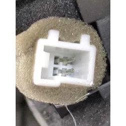 Recambio de altavoz puerta delantera derecha para hyundai ix35 (lm, el, elh) 1.7 crdi referencia OEM IAM 876602S000  