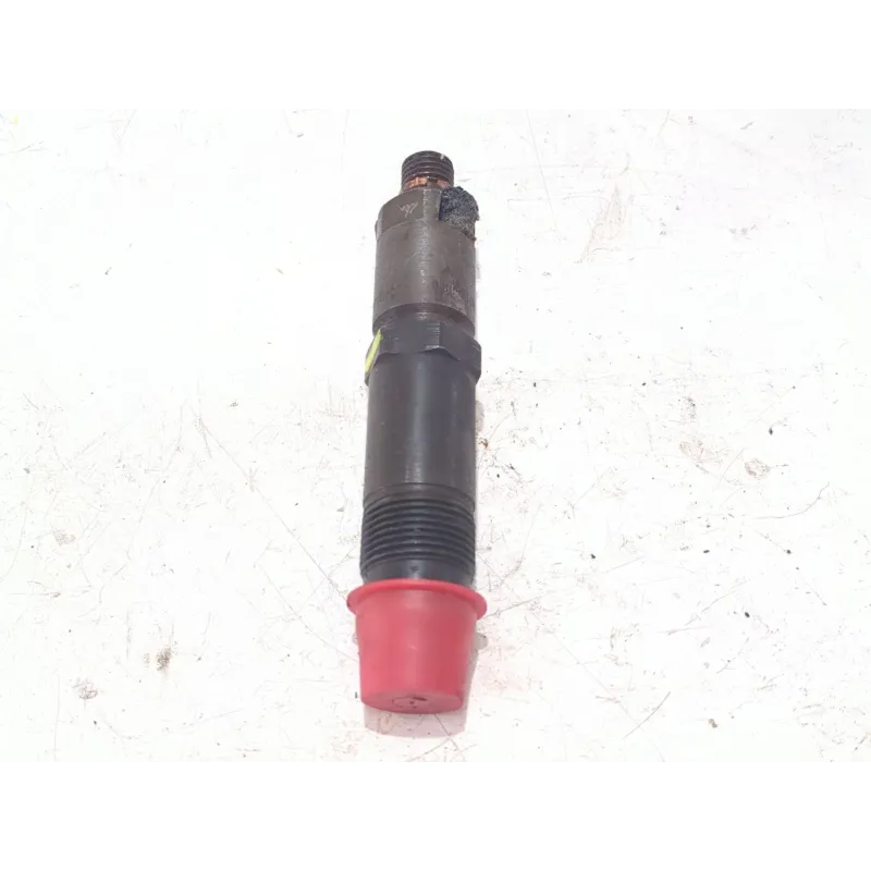 Recambio de inyector para citroën saxo (1996) 1.5 d referencia OEM IAM LDC010R01B  