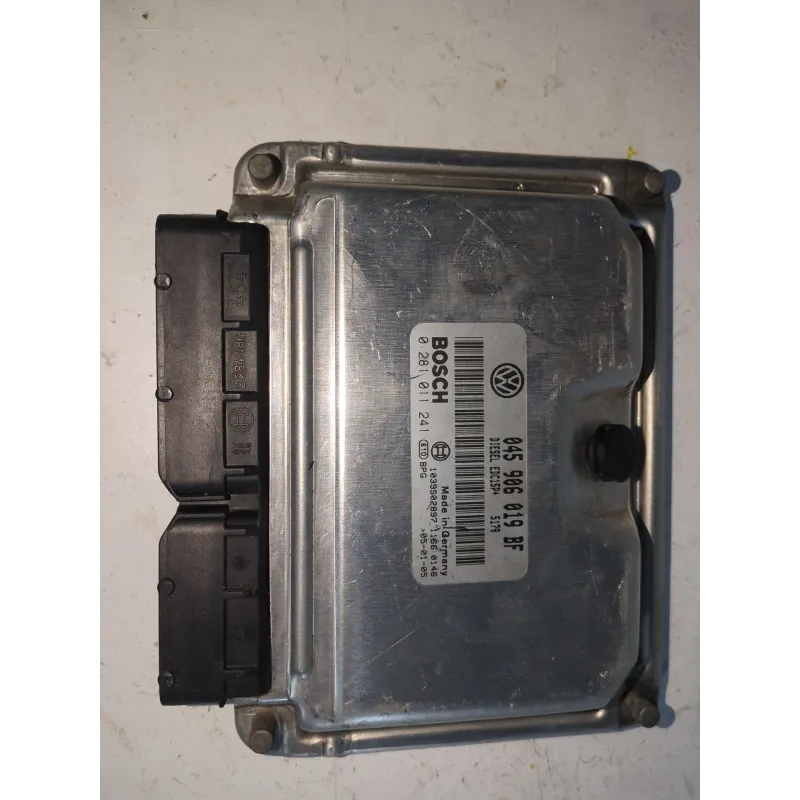 Recambio de centralita inyeccion para volkswagen polo iv (9n1)(11.2001) 1.4 tdi referencia OEM IAM 045906019BF  