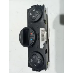 Recambio de mandos climatizador para renault megane ii classic berlina (2003) referencia OEM IAM MEGANE  