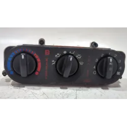 Recambio de mando climatizador para ford mondeo ii (bap) 1.8 td referencia OEM IAM 97BW18D451A  