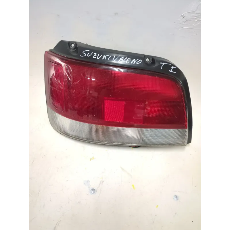 Recambio de piloto trasero izquierdo para suzuki baleno (eg) 1.3 (sy413) referencia OEM IAM 3300505L  