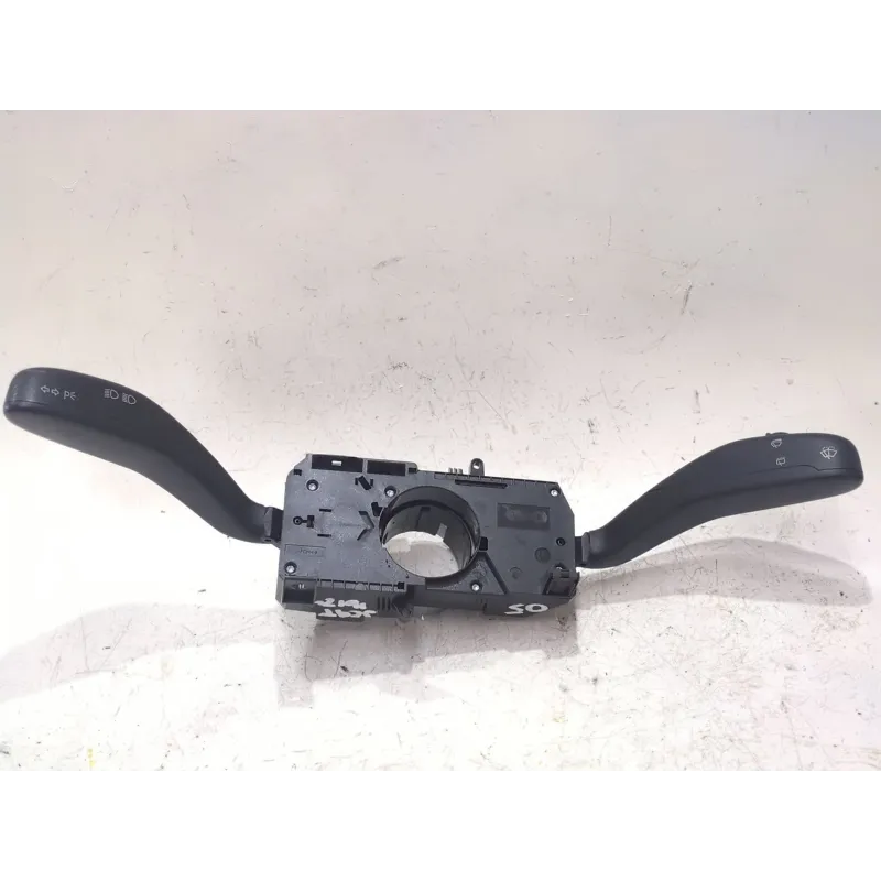Recambio de mando multifuncion para seat ibiza iii (6l1) 1.9 tdi referencia OEM IAM 282726  