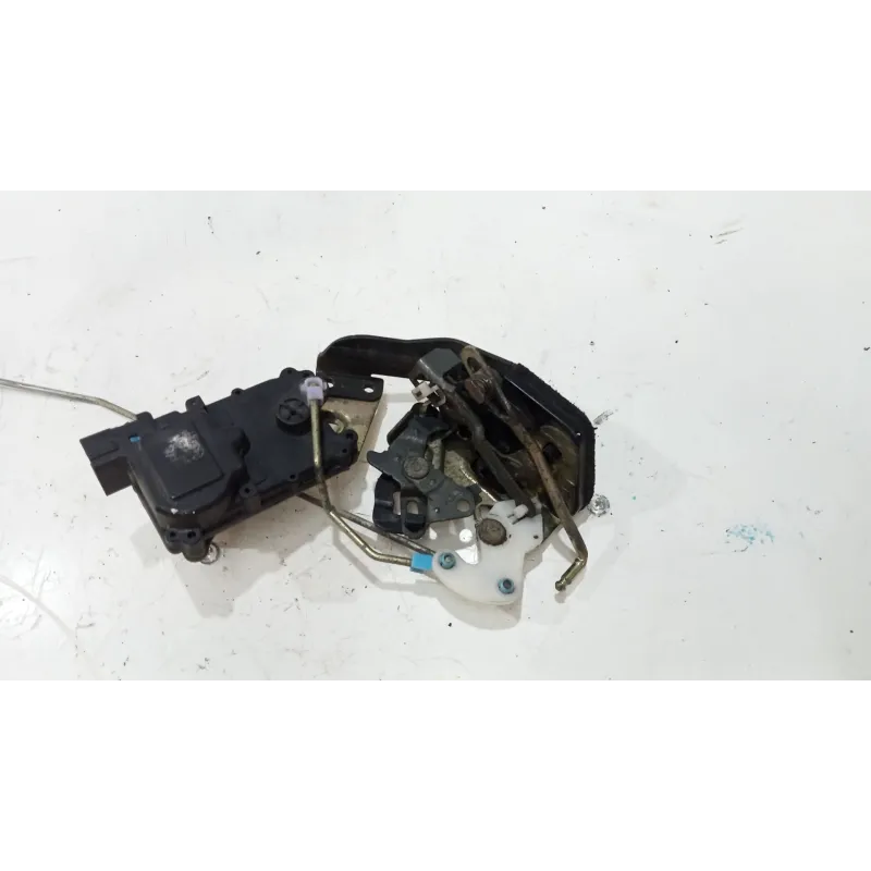 Recambio de cerradura puerta trasera derecha para hyundai accent (lc)(2000) 1.5 referencia OEM IAM   