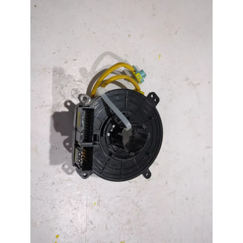 Recambio de anillo airbag para opel insignia berlina (2008) 2.0 cdti referencia OEM IAM 25947775  