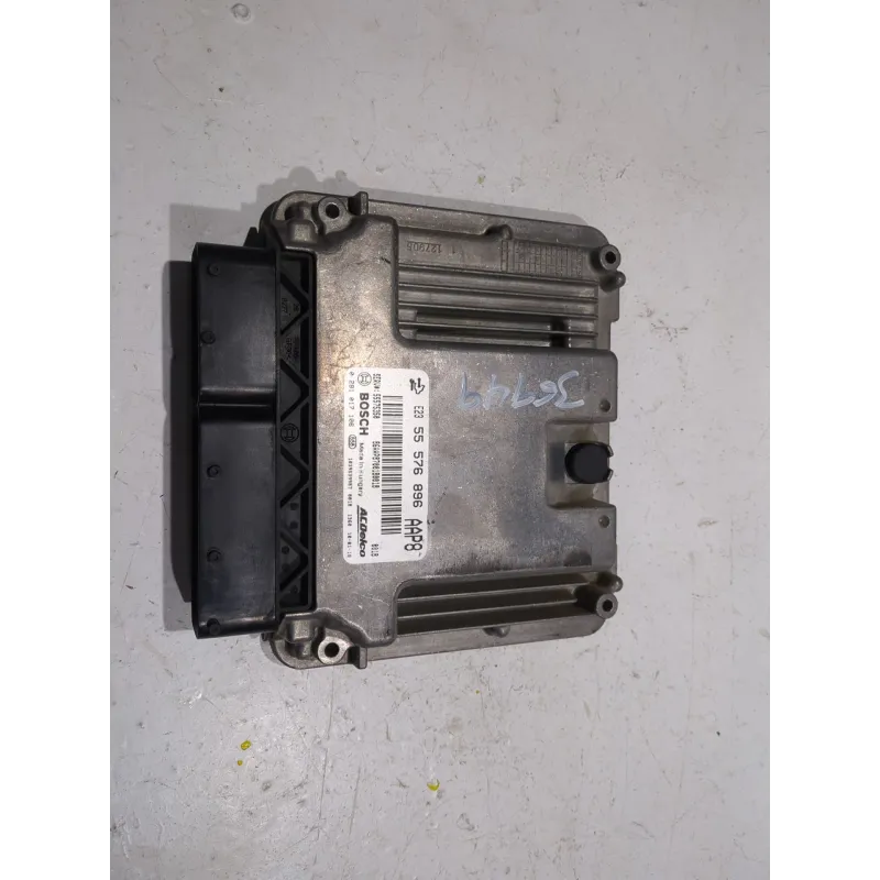 Recambio de centralita inyeccion para opel astra f berlina (1991) 1.7 tds referencia OEM IAM 0281017106  