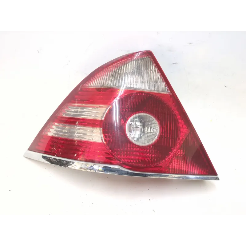 Recambio de piloto trasero izquierdo para ford mondeo iii (b5y) 2.0 tdci referencia OEM IAM 1S7113405A  