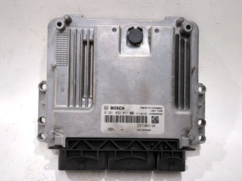 Recambio de centralita inyeccion para dacia sandero i (06.2008) 1.5 dci referencia OEM IAM 0281032811 237106319R  
