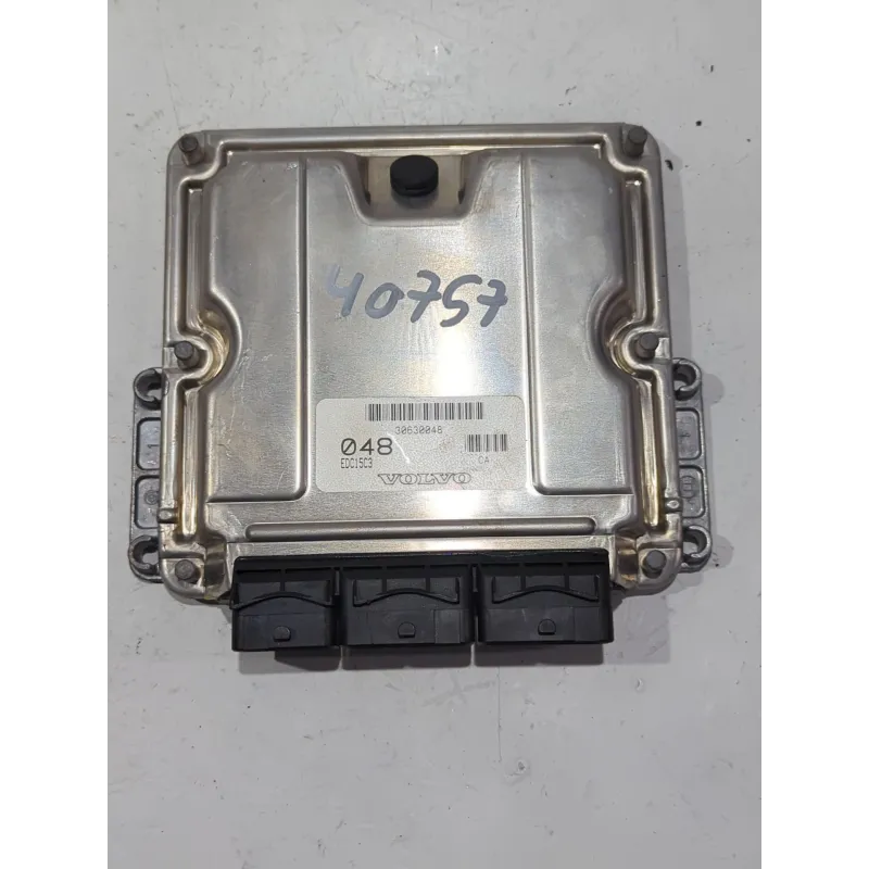 Recambio de centralita inyeccion para volvo s40 berlina (1995) 1.9 di referencia OEM IAM 0281010441  