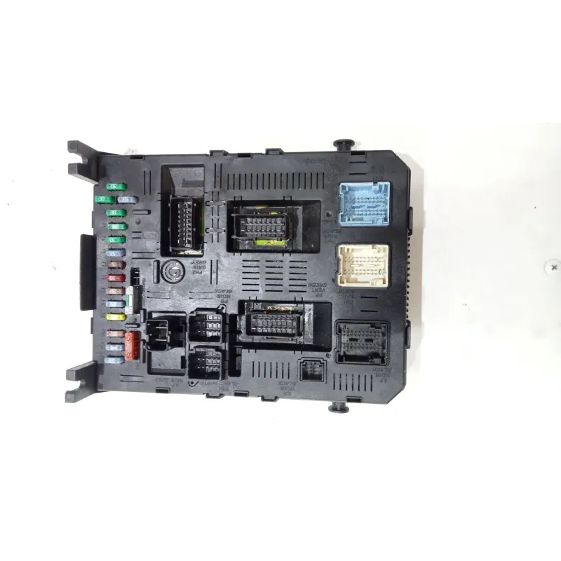 Recambio de caja reles / fusibles para citroën c4 berlina (06.2004) 1.6 hdi referencia OEM IAM 9658158780  