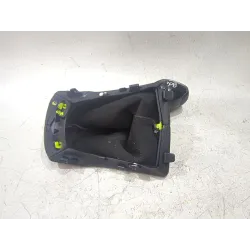 Recambio de pomo palanca cambio para peugeot 208 1.4 hdi 68cv? referencia OEM IAM   