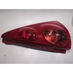 Recambio de piloto trasero derecho para peugeot 107 (2005) 1.4 hdi referencia OEM IAM 104llf321  