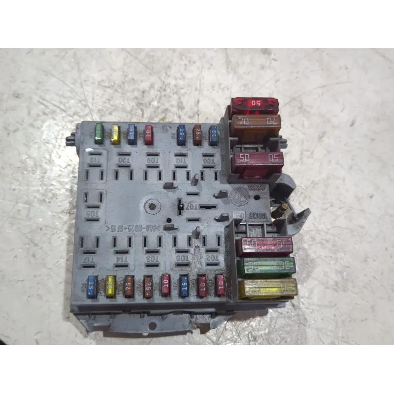 Recambio de caja reles / fusibles para fiat stilo (192)(2001) 1.9 jtd (192_xe1a) referencia OEM IAM 46796538  