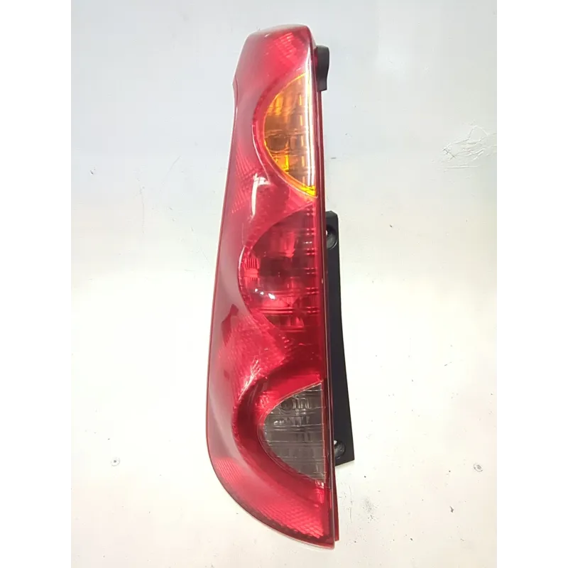 Recambio de piloto trasero izquierdo para nissan note (e11, ne11) 1.6 referencia OEM IAM 22016752  