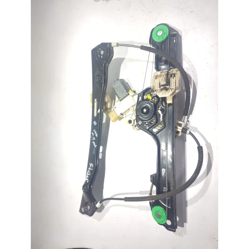 Recambio de elevalunas delantero derecho para bmw 1 (e87) 116 d referencia OEM IAM 0130822227  