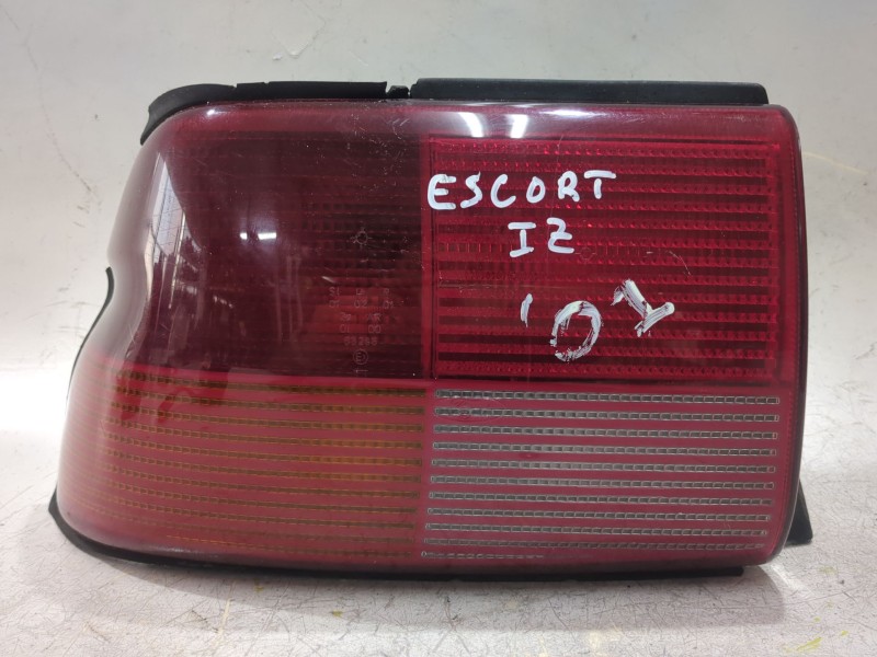 Recambio de piloto trasero izquierdo para ford escort v (aal, abl) 1.8 d referencia OEM IAM 93AG13N004BA  