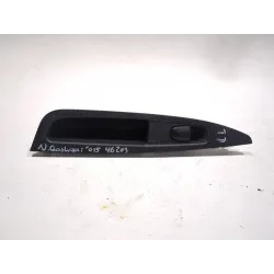MANDO ELEVALUNAS TRASERO DERECHO 82960 