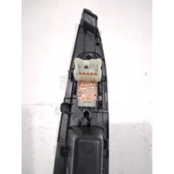 Recambio de mando elevalunas trasero derecho para nissan qashqai ii (j11e)(2013) 360 cat referencia OEM IAM 82960  