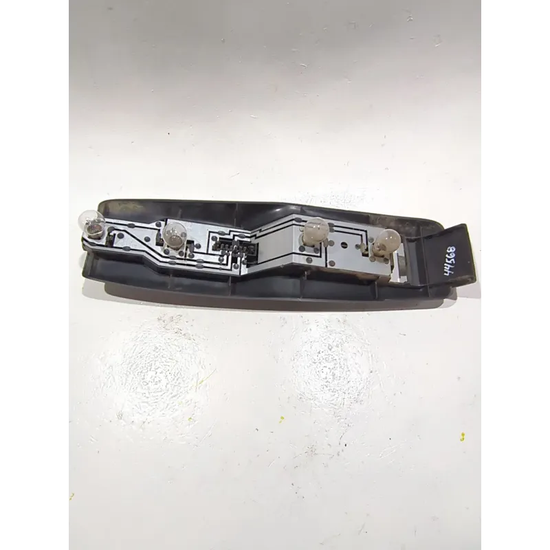 Recambio de portalamparas para ford sierra berlina (1987) 2.0 i 122 cv referencia OEM IAM 87BG13N004AA  