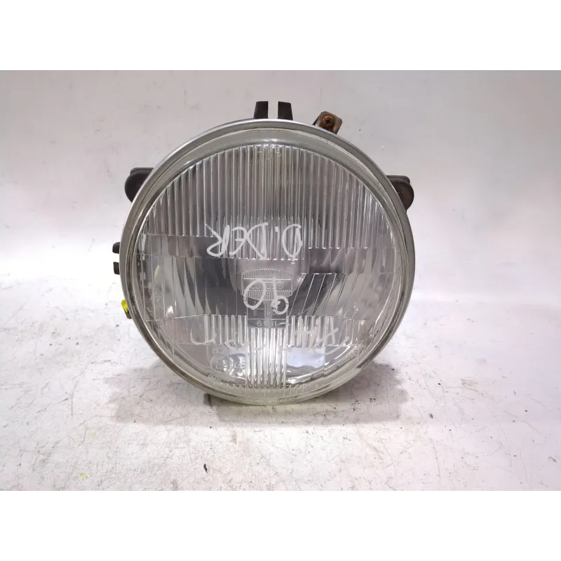 Recambio de faro delantero derecho para mitsubishi pajero 2.5 td referencia OEM IAM E6125  