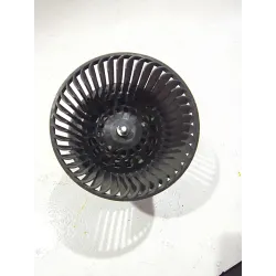 Recambio de motor calefaccion para peugeot 208 1.4 hdi 68cv? referencia OEM IAM T1013140A  