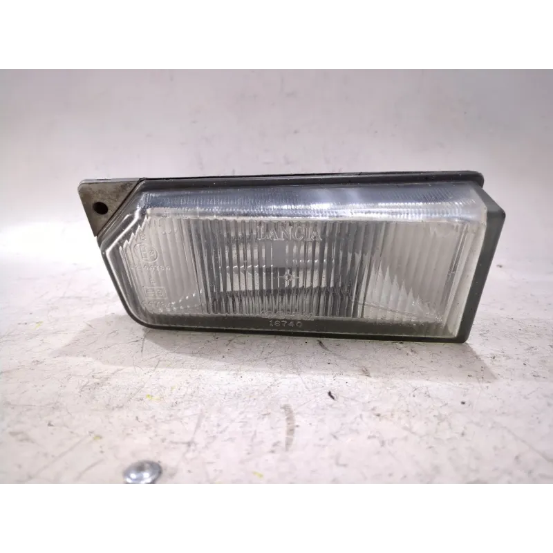 Recambio de faro antiniebla derecho para lancia dedra berlina (1990) 1.9 tds (835ee, 835ef) referencia OEM IAM 0244784  