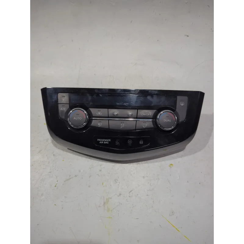 Recambio de mando climatizador para nissan qashqai i (j10, nj10) 1.5 dci referencia OEM IAM 275004EA0A  