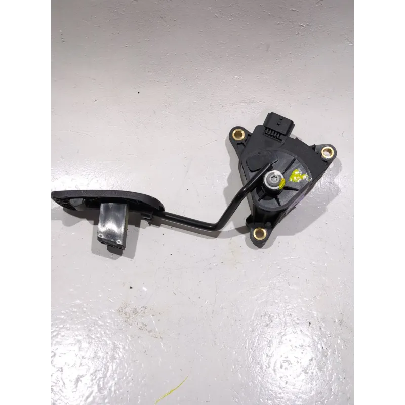 Recambio de potenciometro pedal para nissan micra (k12e)(11.2002) 1.5 dci referencia OEM IAM 18002AX700 3555A  