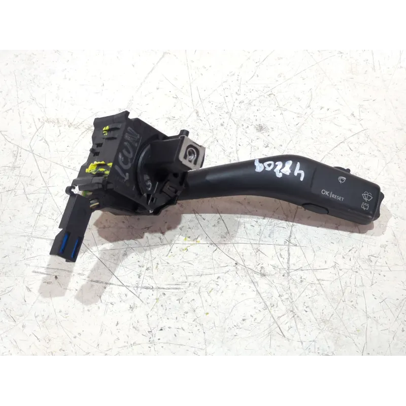 Recambio de mando limpiaparabrisas para seat leon (1p1) 2.0 tdi referencia OEM IAM ANP80H024B  
