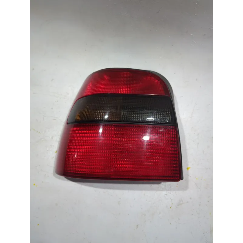Recambio de piloto trasero izquierdo para skoda felicia ii (6u1) 1.9 d referencia OEM IAM 6U0945095A  