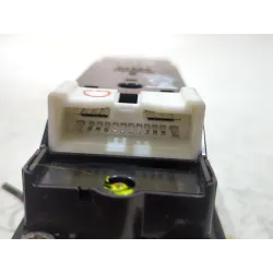 Recambio de mando elevalunas delantero izquierdo para lexus is sportcross referencia OEM IAM 8404053021  