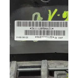 Recambio de volante para peugeot 5008 (0u_, 0e_) 1.6 hdi referencia OEM IAM 96877731ZE  