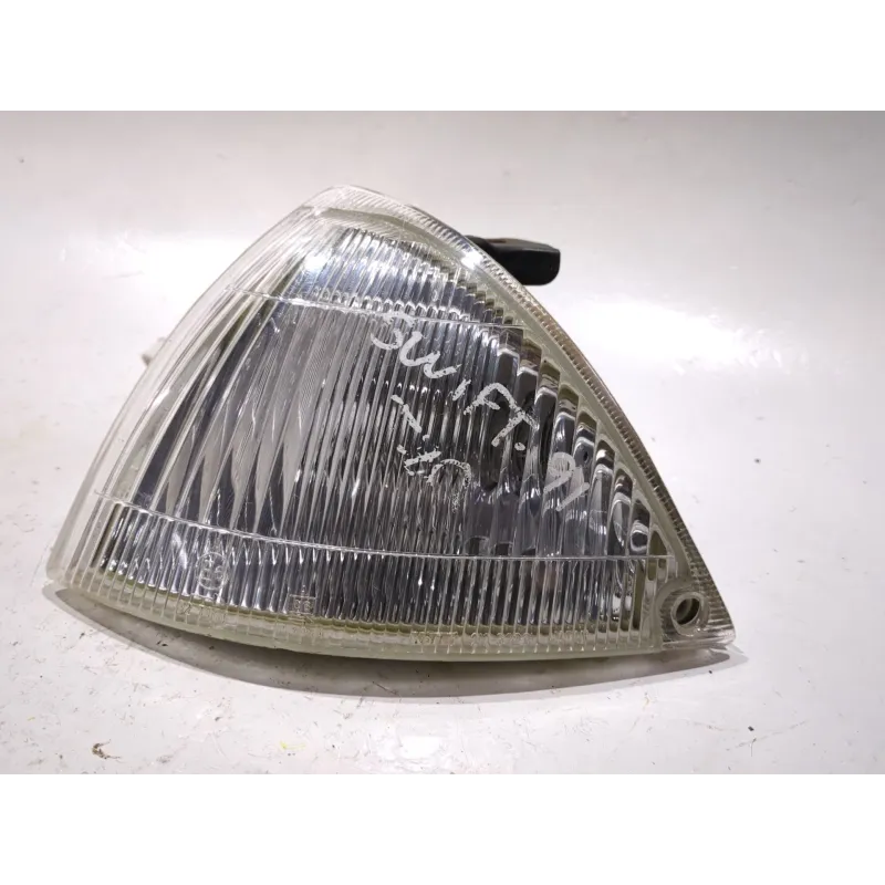 Recambio de intermitente delantero izquierdo para suzuki swift berlina (sf/ma)(1996) referencia OEM IAM 2123223l  