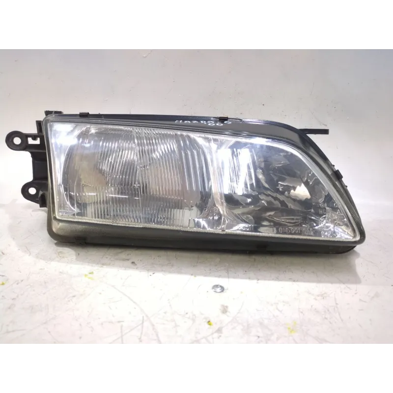 Recambio de faro delantero derecho para mazda 626 berlina (gf)(1997) 2.0 td referencia OEM IAM 1305235351  