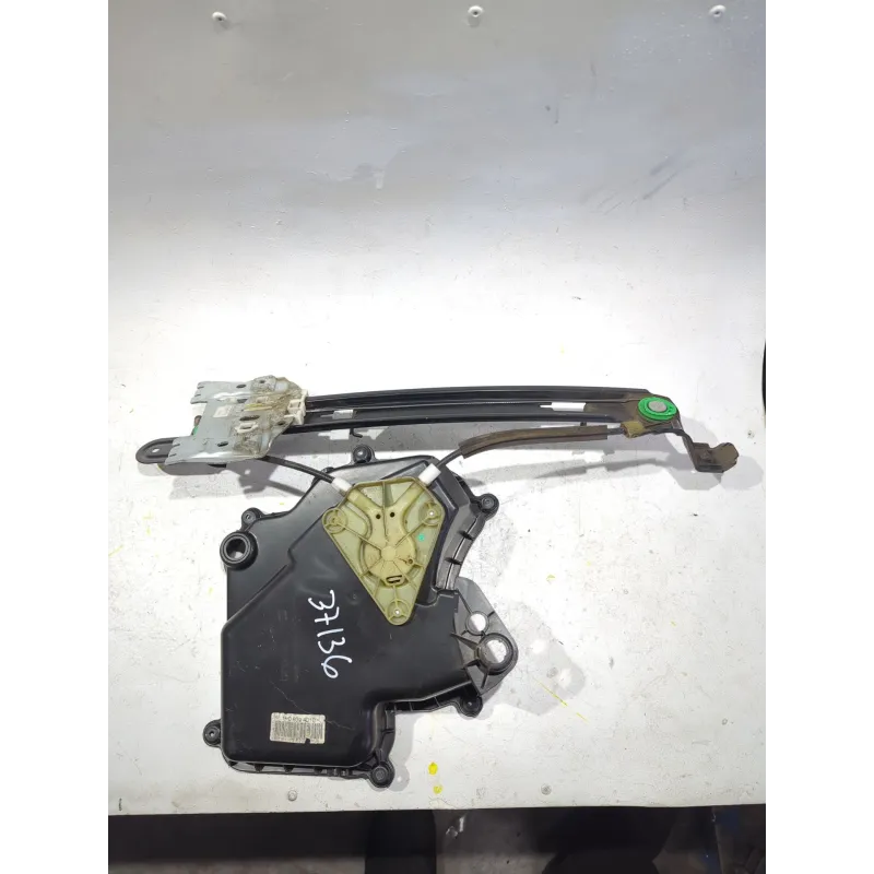 Recambio de mecanismo elevalunas trasero izquierdo para seat leon (1p1) 1.6 tdi referencia OEM IAM 1K0959703AF  