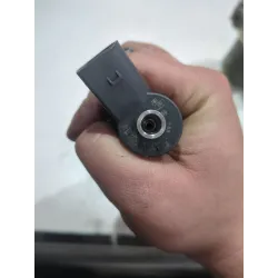 Recambio de inyector para bmw 3 (e46) 320 d referencia OEM IAM 0986435084  