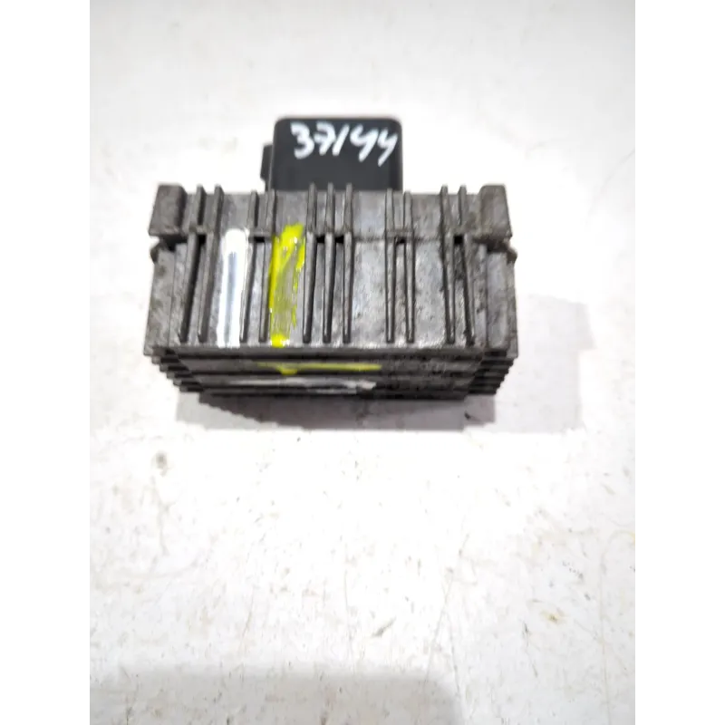 Recambio de caja precalentamiento para opel zafira / zafira family b (a05) 1.7 cdti (m75) referencia OEM IAM 51299018B  