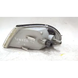 Recambio de piloto delantero derecho para hyundai sonata (y3)(1994) 2.0 i 16v referencia OEM IAM 92302340  