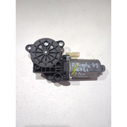 MOTOR ELEVALUNAS DELANTERO DERECHO 0130821939 