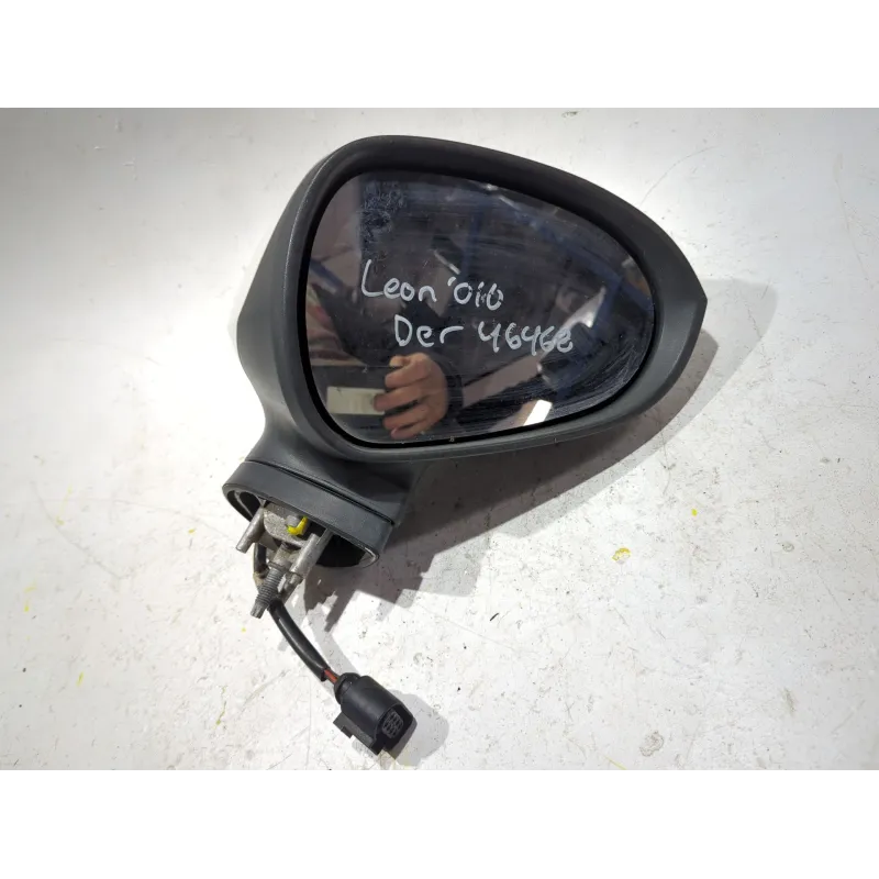 Recambio de retrovisor derecho para seat leon (1p1) 1.6 tdi referencia OEM IAM E9024456  