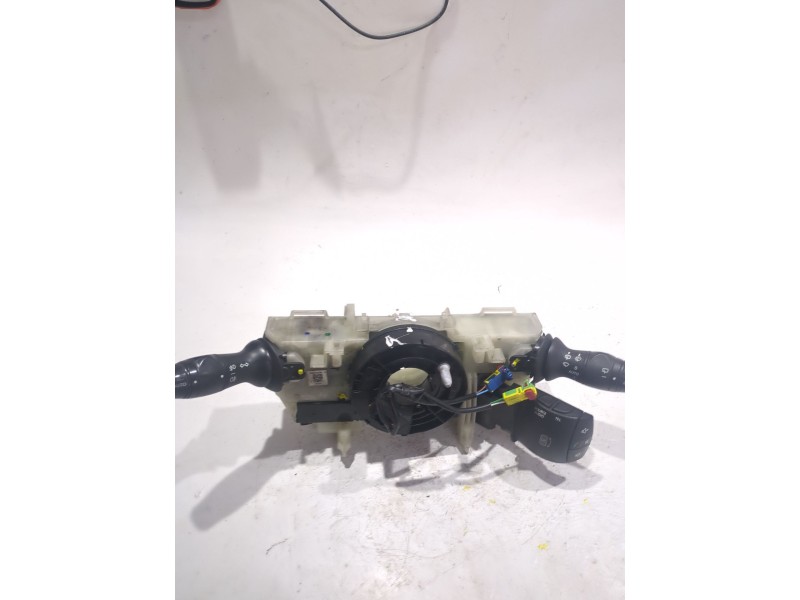 Recambio de mando multifuncion para renault megane iii sport tourer (2009) 1.6 bose edition [1,6 ltr. - 96 kw dci diesel fap] re