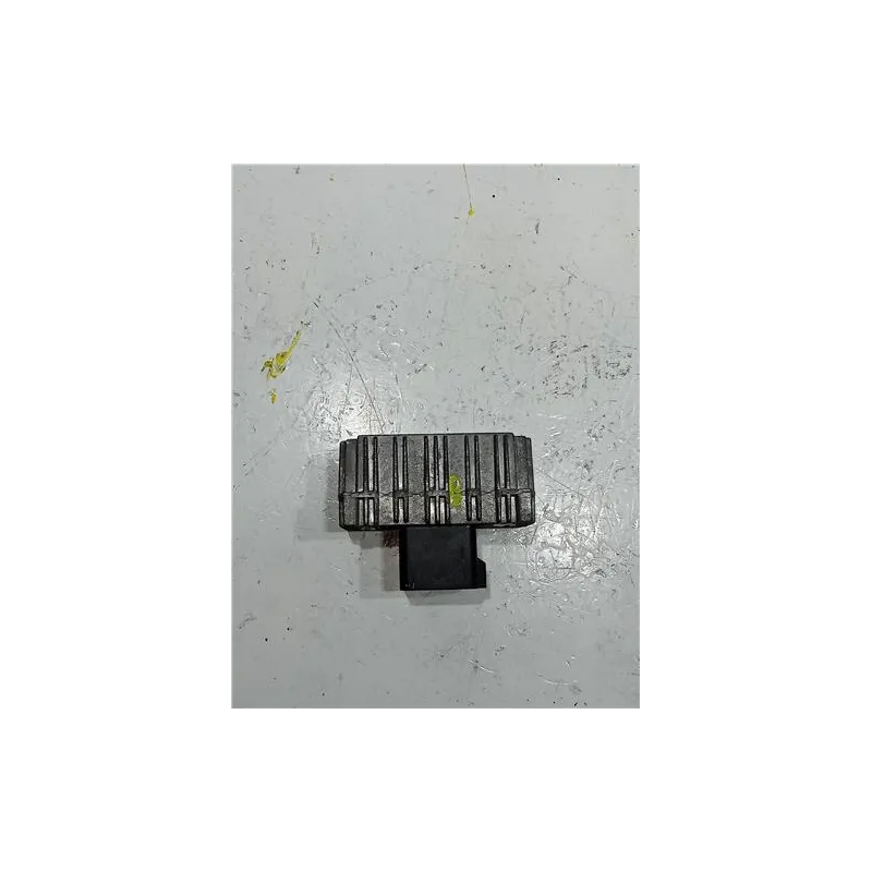 Recambio de caja precalentamiento para opel vectra c berlina (2002) 2.2 dti 16v referencia OEM IAM 09132691 51299008  